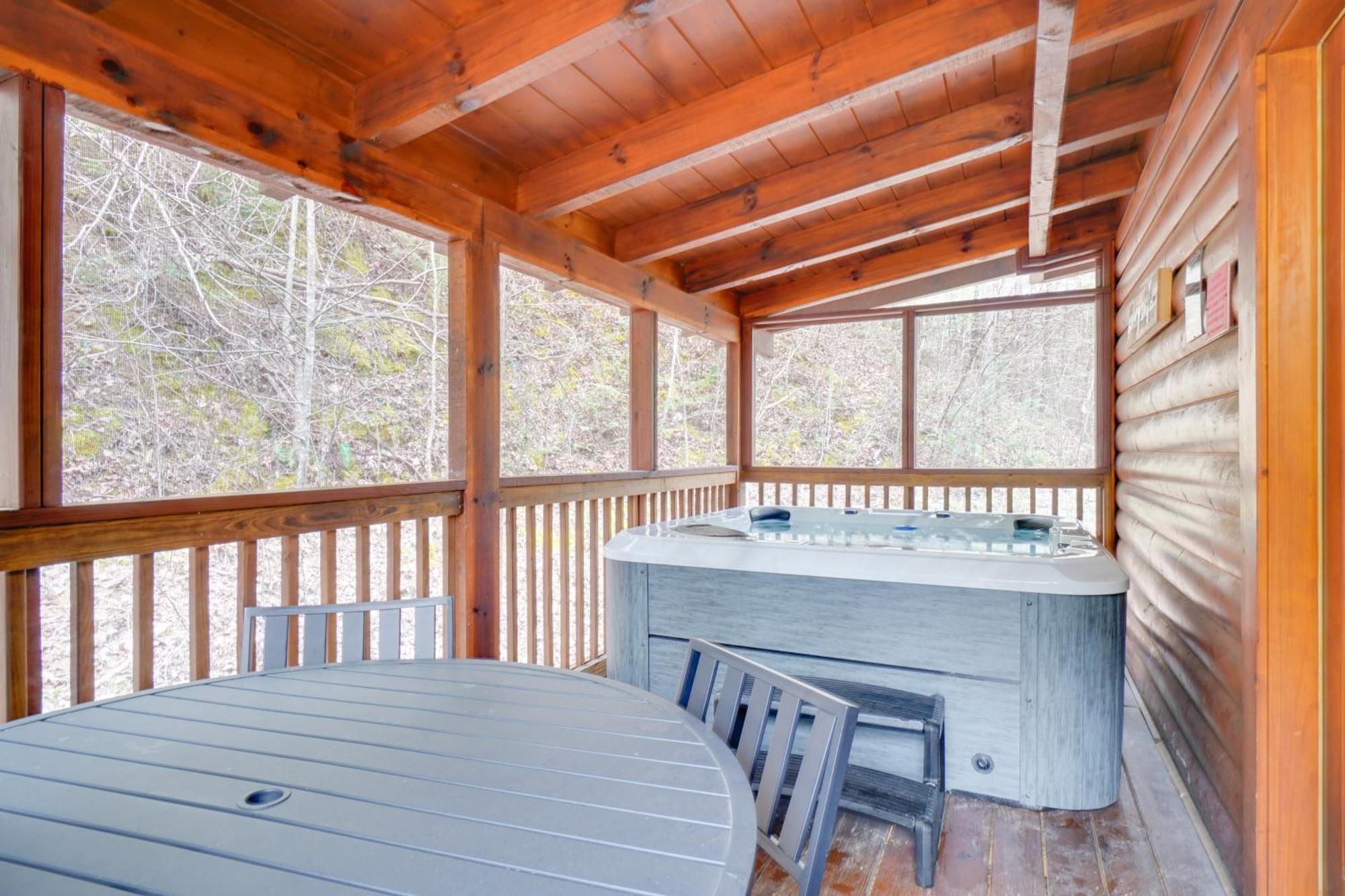 Pigeon Forge Vacation Rental With Private Hot Tub! Exterior photo